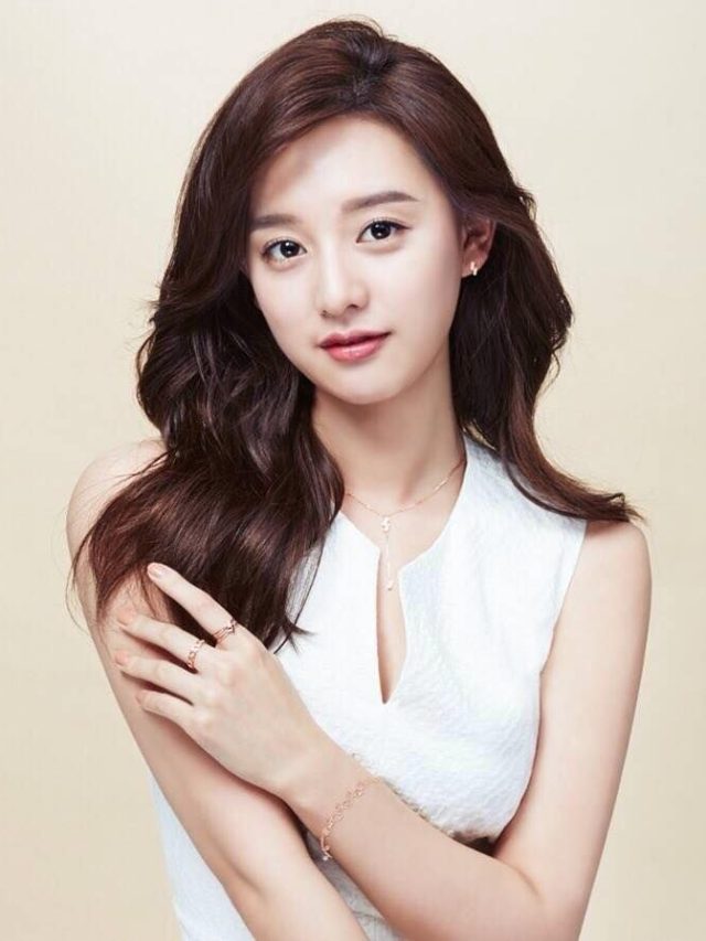 Kim Ji Won Net Worth And Earnings In 2022 The Artistree