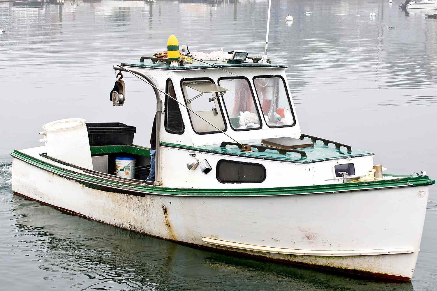 Cries for Assistance Result in the Rescue of Maine Man After Boat Capsizes: "Lobstermen Saved His Life"