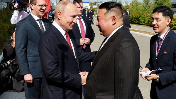 Putin Promises to Beat Sanctions with Kim Before Summit