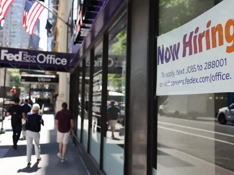 June Job Growth in the U.S.: 206,000 New Jobs Despite Rising Unemployment