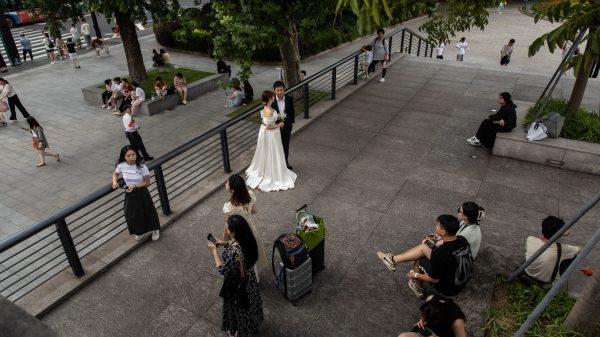 China's Marriage Law Reforms Seek to Encourage Birth Rates Amid Controversy Over Divorce Rules