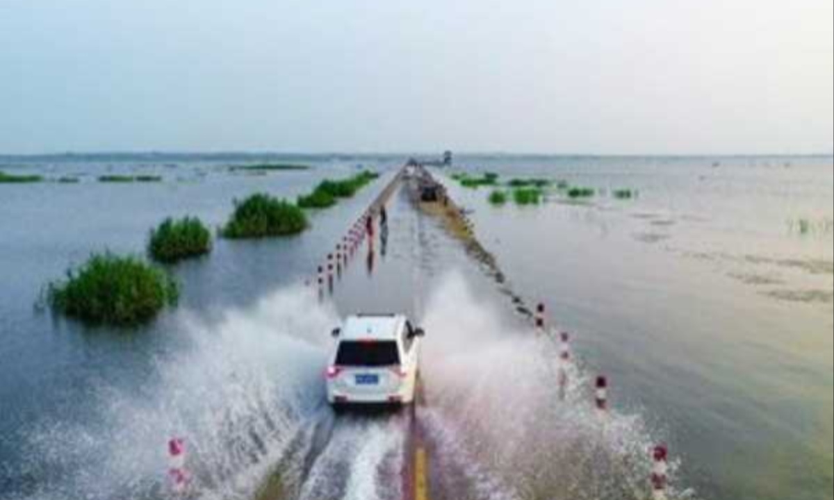 China's Most Beautiful Road Under Water Reopens as Yongwu Highway Emerges from Flooding