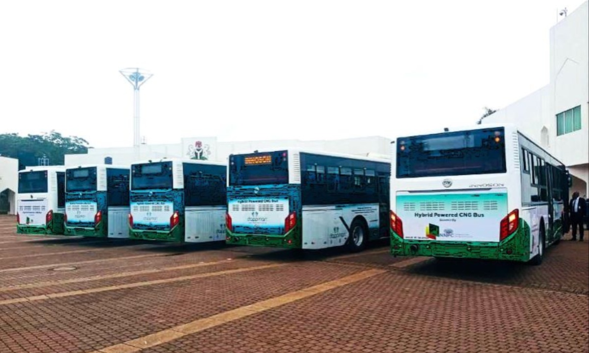 Tinubu Commissions Hybrid CNG Buses to Boost Sustainable Transportation in Nigeria