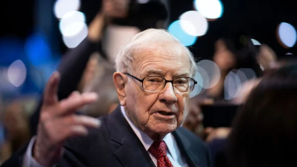 Warren Buffett's Estate Plan Trusts His Fortune to Family and Charity