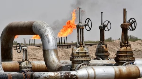 Iraq Seeks Economic Stability by Reducing Dependence on Oil Revenues Amid Global Price Fluctuations