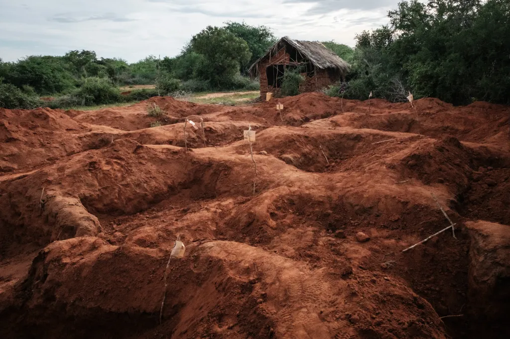 Kenyan Gravedigger Haunted by Personal Loss Amid Deadly Cult Massacre, Highlighting Extreme Religious Violence