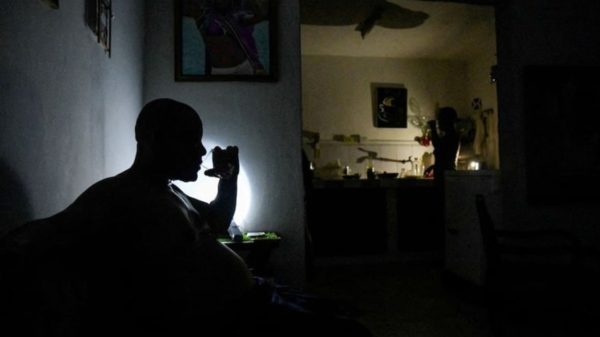 Cuba Faces Severe Energy Crisis as Blackouts Intensify Amid Infrastructure Failures