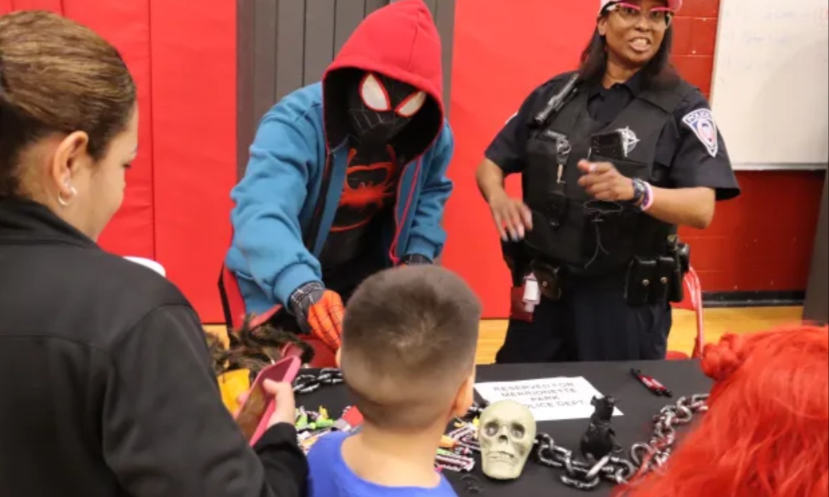 Eisenhower High’s “Spooktacular” Halloween Brings Community Together with Costumes, Candy, and Reptile Fun