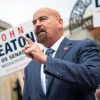 John Deaton Criticizes Elizabeth Warren’s Anti-Crypto Focus, Calls for Greater Attention to Inflation and Working-Class Issues