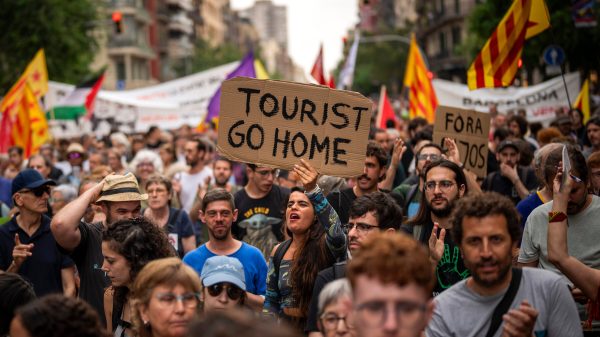 Mass Tourism Sparks Protests in Barcelona, Yet Visitor Arrivals Surge Amid Local Discontent