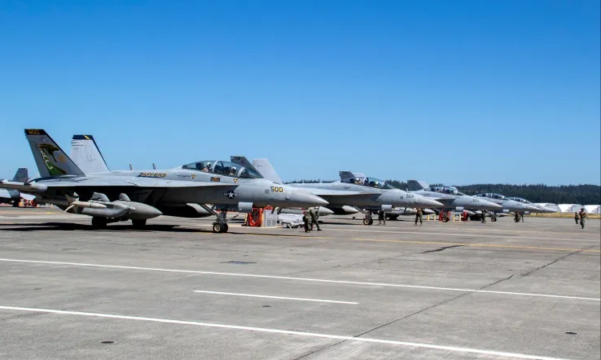 Navy Confirms Loss of Two Aviators in EA-18G Growler Crash During Training Mission