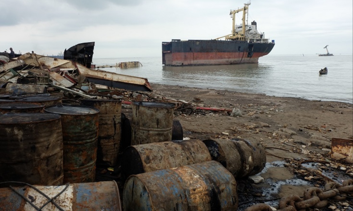 Pakistan Launches Project to Align Ship Recycling with International Safety and Environmental Protocols