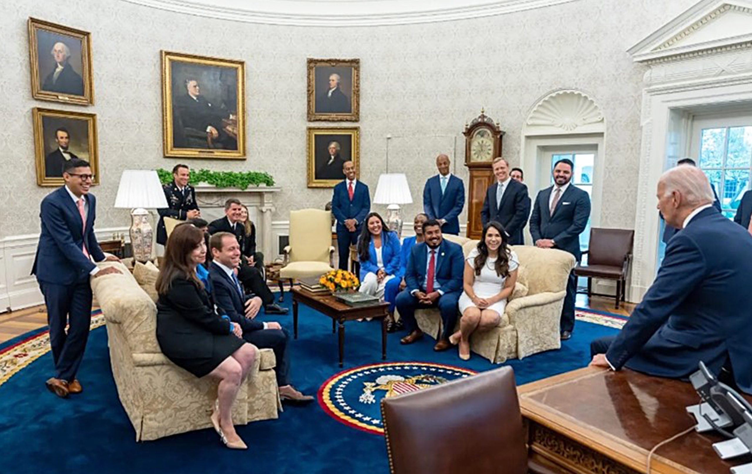 Applications Now Open for 2025-2026 White House Fellows Program, a Premier Leadership Initiative