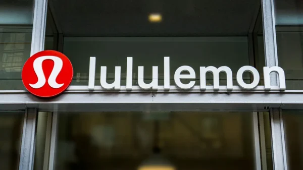 Connecticut Couple Charged in Nationwide Shoplifting Ring Targeting Lululemon Stores