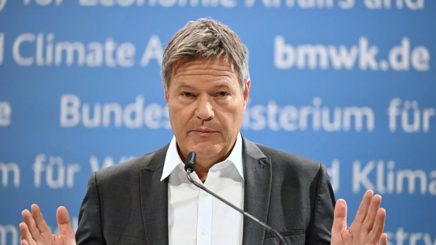 Germany's Green Party Eyes Leadership as Robert Habeck Announces Candidacy for Chancellor