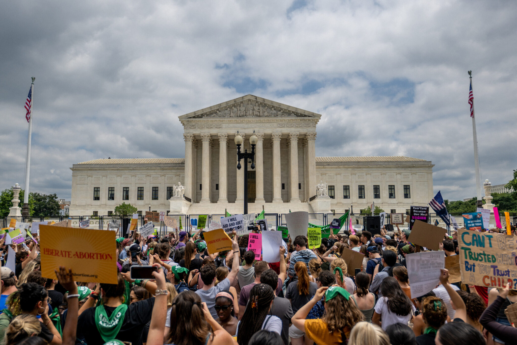 Reproductive Rights Advocates Resist Partial Protections, Push for Comprehensive Federal Abortion Protections Amid GOP Shift