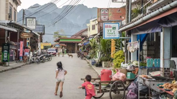 Six Tourists Die from Methanol Poisoning in Laos, Highlighting Global Alcohol Safety Concerns