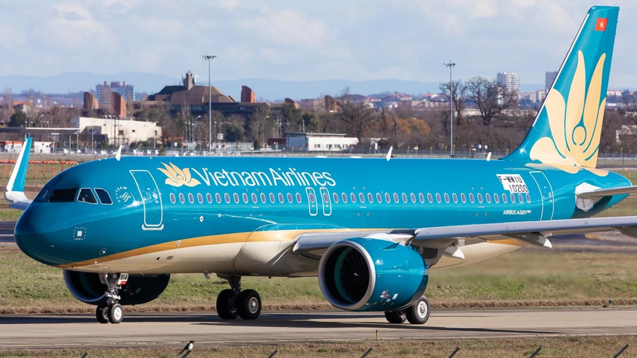 Vietnam Airlines to Open Bidding for 50 Narrowbody Jets, Weighing Options from Boeing, Airbus, and COMAC