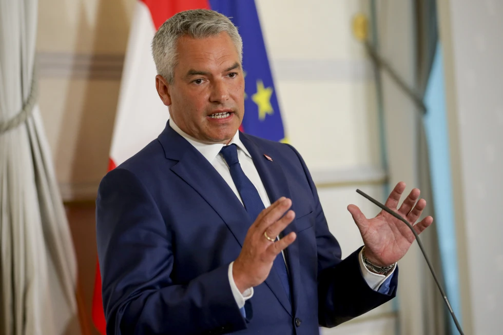 Austrian Chancellor Steps Down as Coalition Talks Collapse Amid Political Deadlock