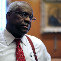 Senate Democrats Criticize Justice Clarence Thomas Over Ethics Violations Amid Uncertainty on Investigation